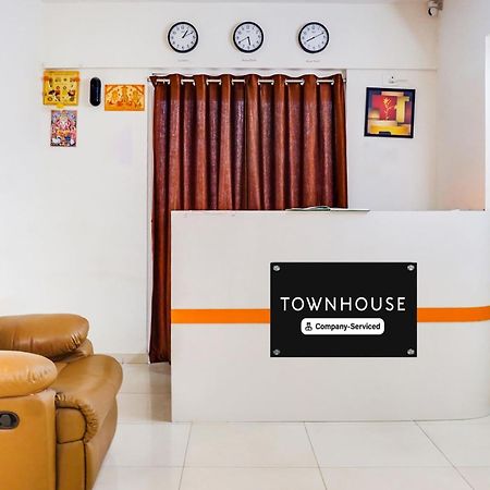 Super Townhouse Lohegaon Near Pune Airport Formerly Landmark Regency Lohogaon Exterior foto